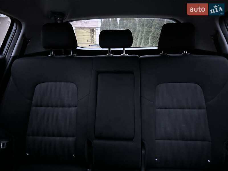 Внедорожник / Кроссовер Kia Sportage 2016 в Коростене