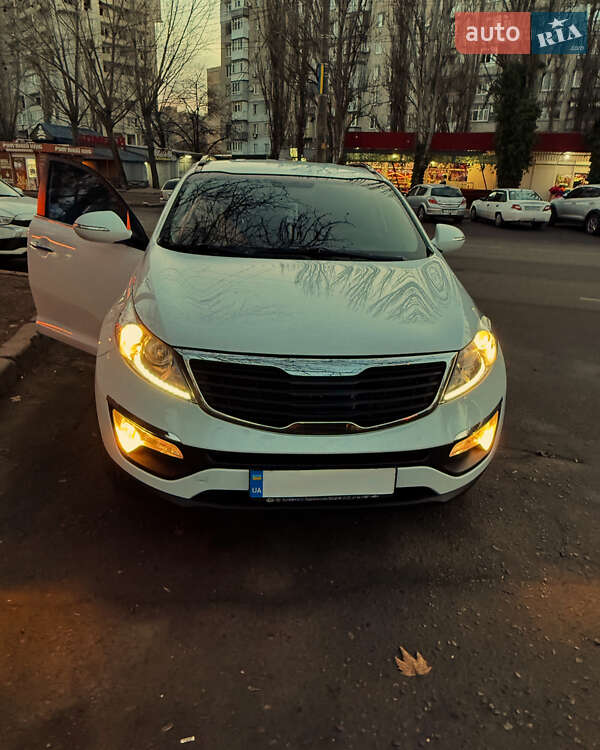 Внедорожник / Кроссовер Kia Sportage 2013 в Николаеве