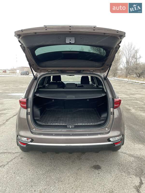 Позашляховик / Кросовер Kia Sportage 2019 в Дніпрі