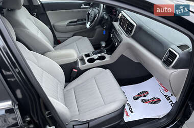 Внедорожник / Кроссовер Kia Sportage 2021 в 