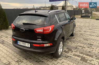 Внедорожник / Кроссовер Kia Sportage 2013 в 