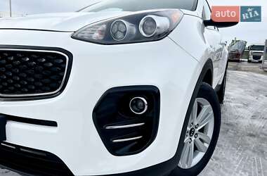 Внедорожник / Кроссовер Kia Sportage 2016 в Львове