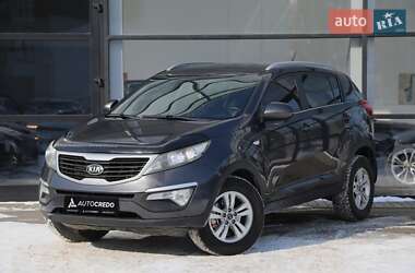 Внедорожник / Кроссовер Kia Sportage 2012 в 