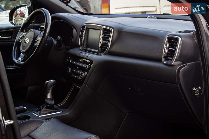 Внедорожник / Кроссовер Kia Sportage 2017 в Львове