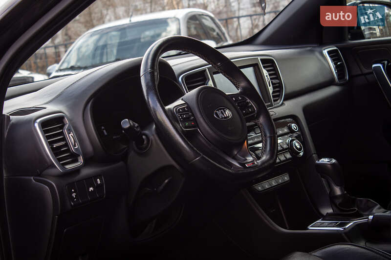 Внедорожник / Кроссовер Kia Sportage 2017 в Львове