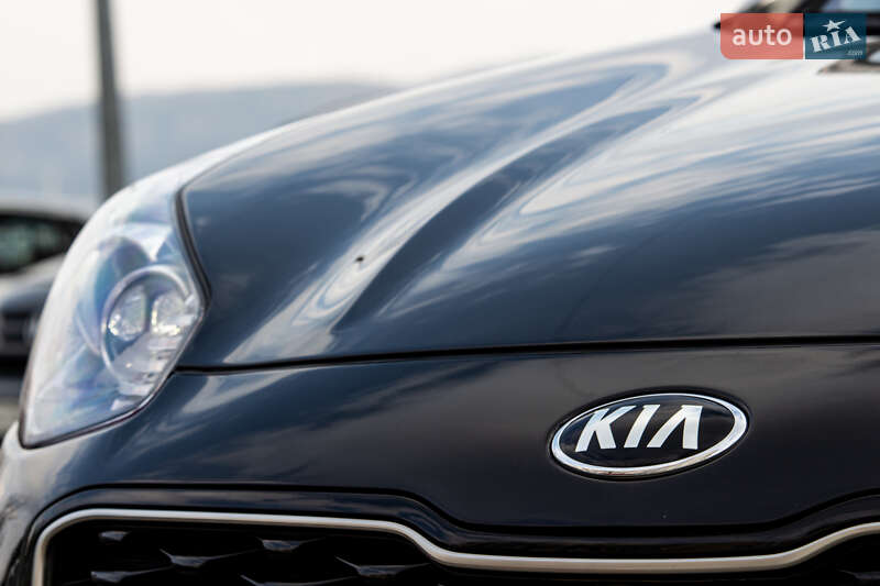 Внедорожник / Кроссовер Kia Sportage 2017 в Львове