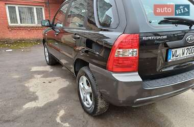 Позашляховик / Кросовер Kia Sportage 2005 в 