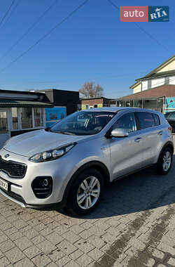 Внедорожник / Кроссовер Kia Sportage 2016 в 