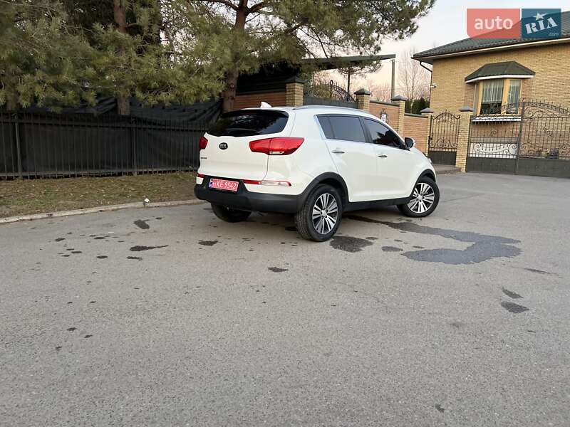 Внедорожник / Кроссовер Kia Sportage 2015 в Луцке