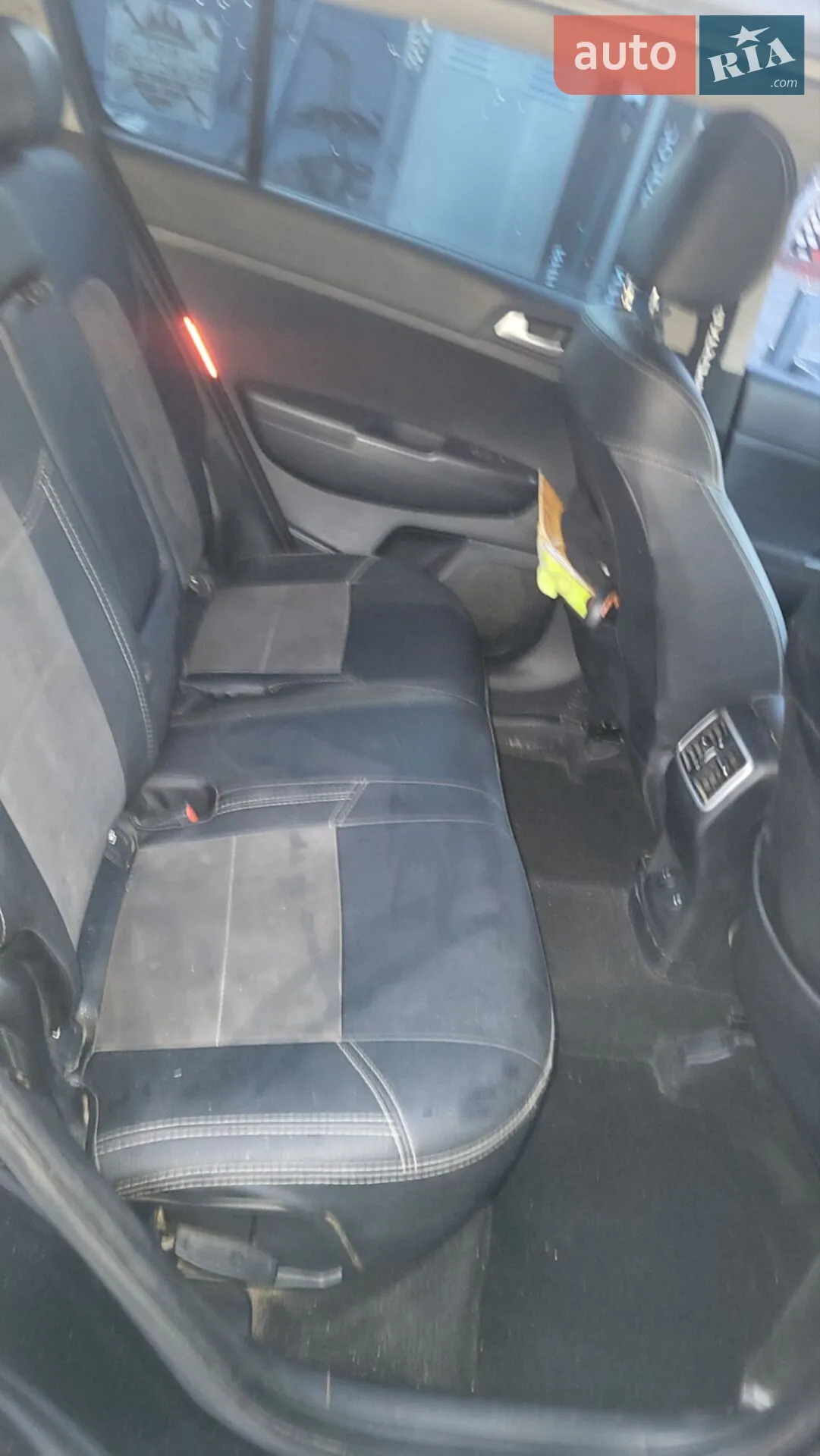 Kia Sportage 2019 VIN U5YPG814BLL779072 фото оголошення 10 з 20