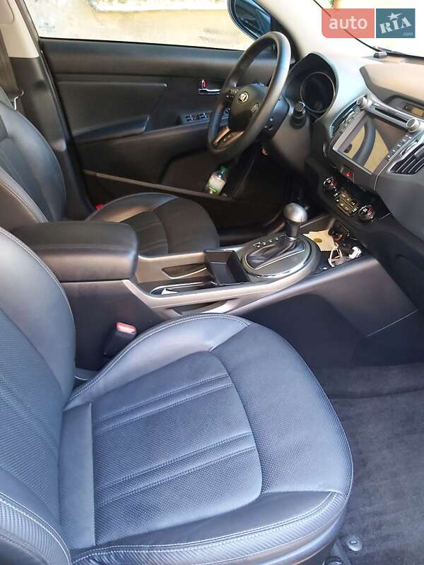 Внедорожник / Кроссовер Kia Sportage 2014 в Одессе