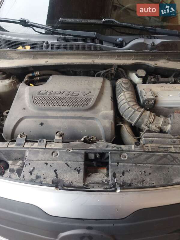 Внедорожник / Кроссовер Kia Sportage 2012 в Изяславе