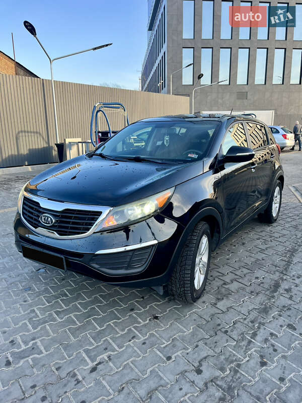 Внедорожник / Кроссовер Kia Sportage 2012 в Киеве