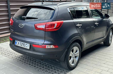 Внедорожник / Кроссовер Kia Sportage 2012 в 
