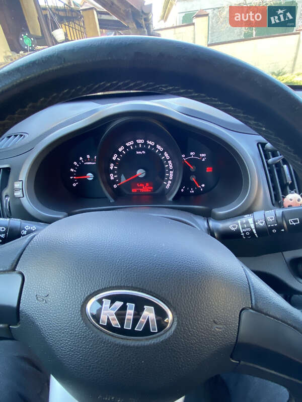 Внедорожник / Кроссовер Kia Sportage 2013 в Львове