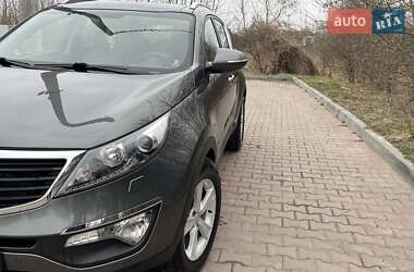 Внедорожник / Кроссовер Kia Sportage 2011 в Ровно