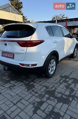 Внедорожник / Кроссовер Kia Sportage 2017 в 