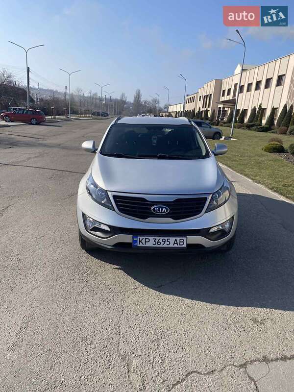 Позашляховик / Кросовер Kia Sportage 2011 в Запоріжжі