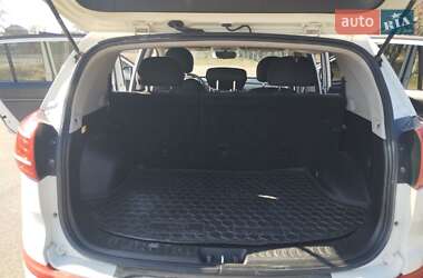 Внедорожник / Кроссовер Kia Sportage 2012 в 