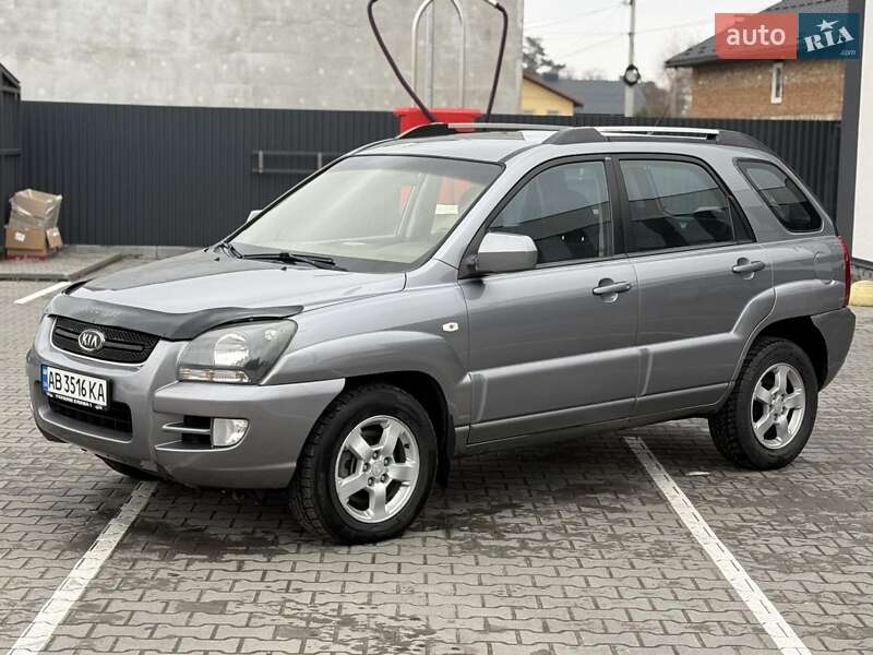 Внедорожник / Кроссовер Kia Sportage 2008 в 