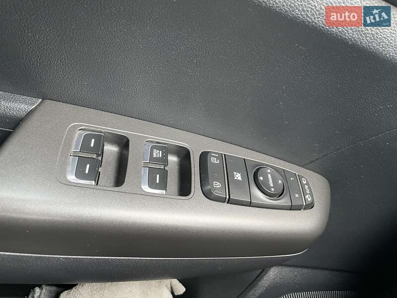 Позашляховик / Кросовер Kia Sportage 2016 в Бару фото 29 Позашляховик / Кросовер Kia Sportage 2016 в Бару