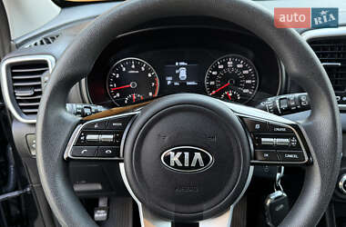 Позашляховик / Кросовер Kia Sportage 2021 в 