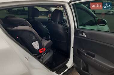 Внедорожник / Кроссовер Kia Sportage 2019 в 