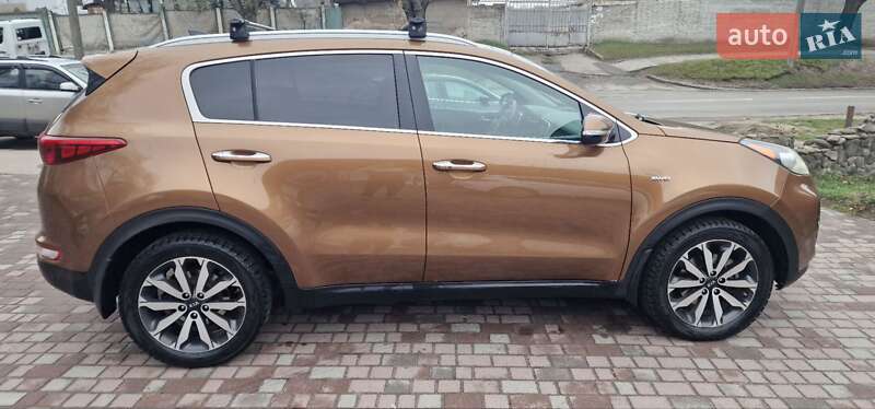 Внедорожник / Кроссовер Kia Sportage 2016 в Львове