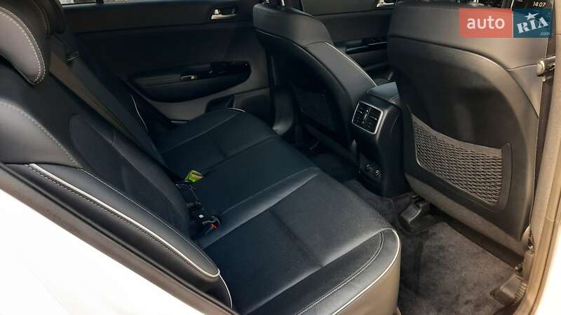 Внедорожник / Кроссовер Kia Sportage 2019 в Киеве