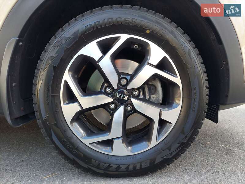 Внедорожник / Кроссовер Kia Sportage 2019 в Киеве