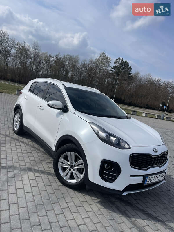 Внедорожник / Кроссовер Kia Sportage 2017 в Львове
