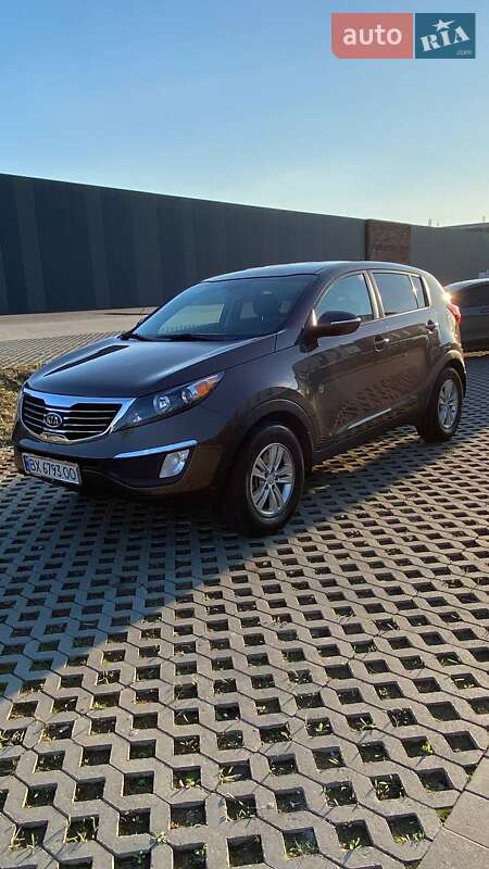 Внедорожник / Кроссовер Kia Sportage 2012 в Хмельницком