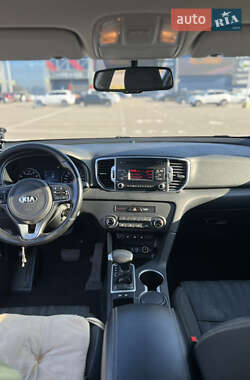 Внедорожник / Кроссовер Kia Sportage 2016 в 