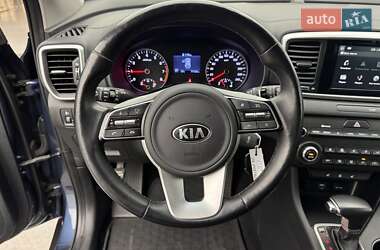 Позашляховик / Кросовер Kia Sportage 2019 в 