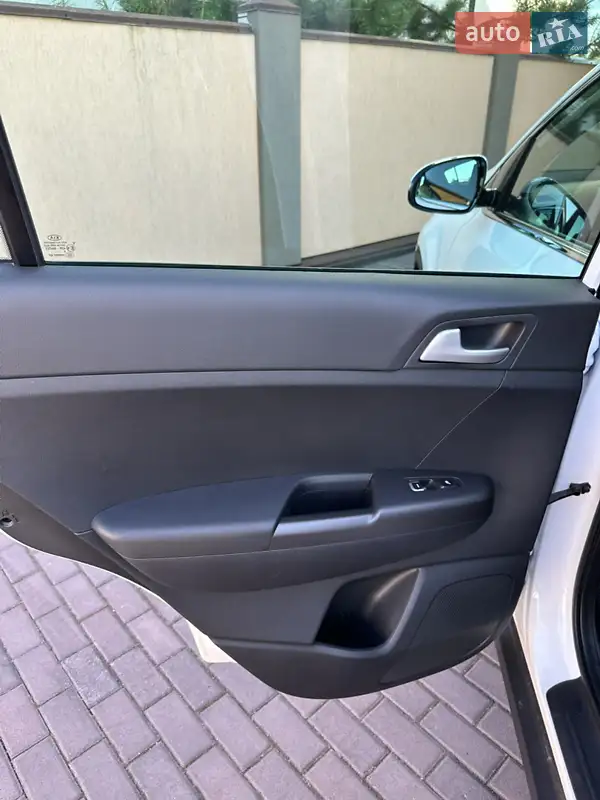 Kia Sportage 2019 VIN U5YPG814ALL844978 фото оголошення 33 з 94