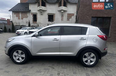Позашляховик / Кросовер Kia Sportage 2012 в 