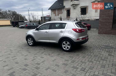 Позашляховик / Кросовер Kia Sportage 2012 в 