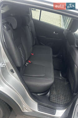 Позашляховик / Кросовер Kia Sportage 2012 в 