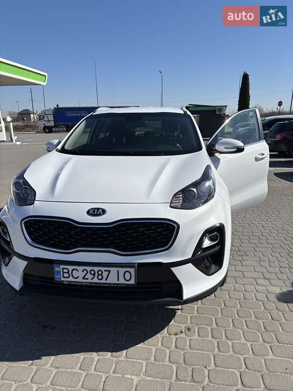 Позашляховик / Кросовер Kia Sportage 2019 в 