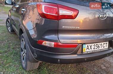 Внедорожник / Кроссовер Kia Sportage 2010 в 