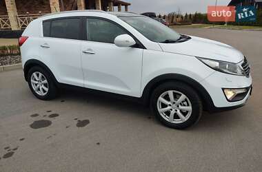 Внедорожник / Кроссовер Kia Sportage 2013 в 