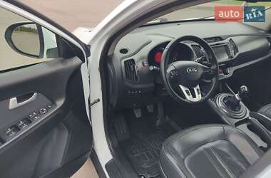 Внедорожник / Кроссовер Kia Sportage 2013 в 