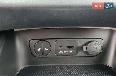 Внедорожник / Кроссовер Kia Sportage 2013 в 