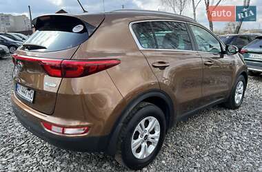 Внедорожник / Кроссовер Kia Sportage 2017 в 