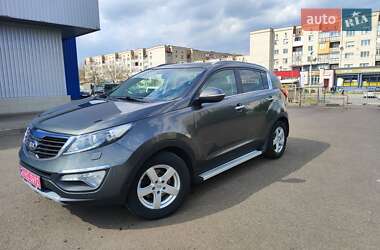 Позашляховик / Кросовер Kia Sportage 2013 в 