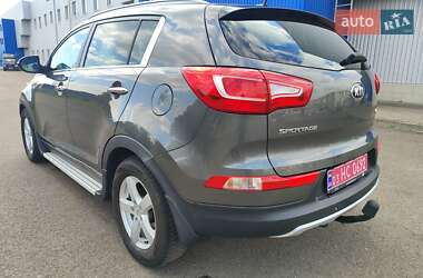 Позашляховик / Кросовер Kia Sportage 2013 в 