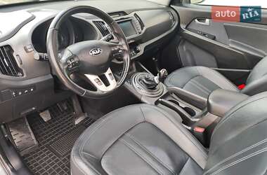 Позашляховик / Кросовер Kia Sportage 2013 в 