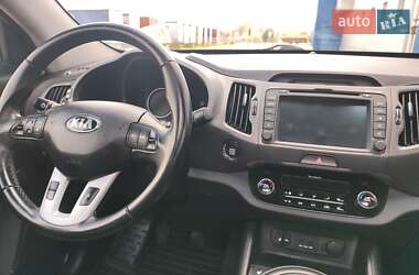 Позашляховик / Кросовер Kia Sportage 2013 в 