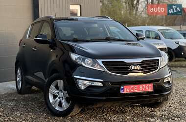 Внедорожник / Кроссовер Kia Sportage 2012 в 