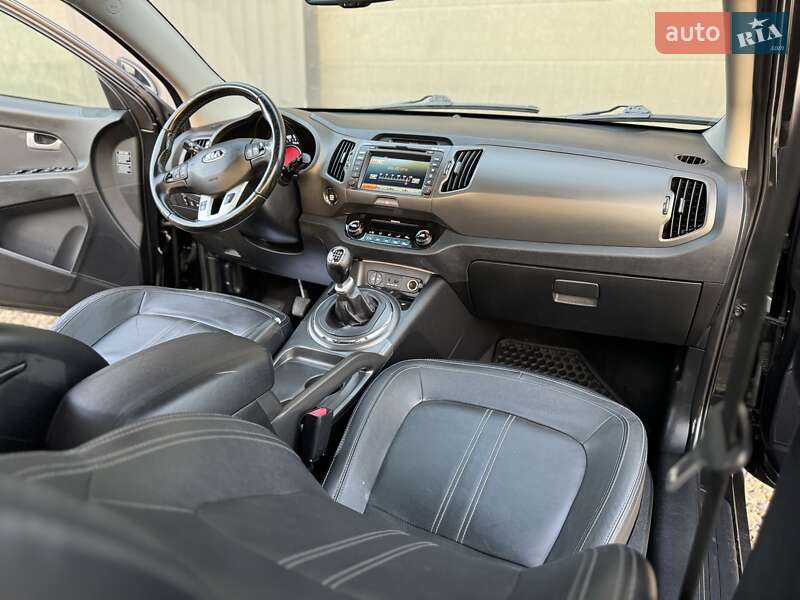 Позашляховик / Кросовер Kia Sportage 2012 в Трускавці